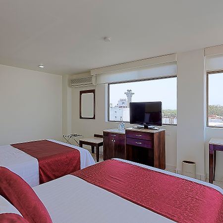 Olmeca Plaza Urban Express Hotel Villahermosa Buitenkant foto