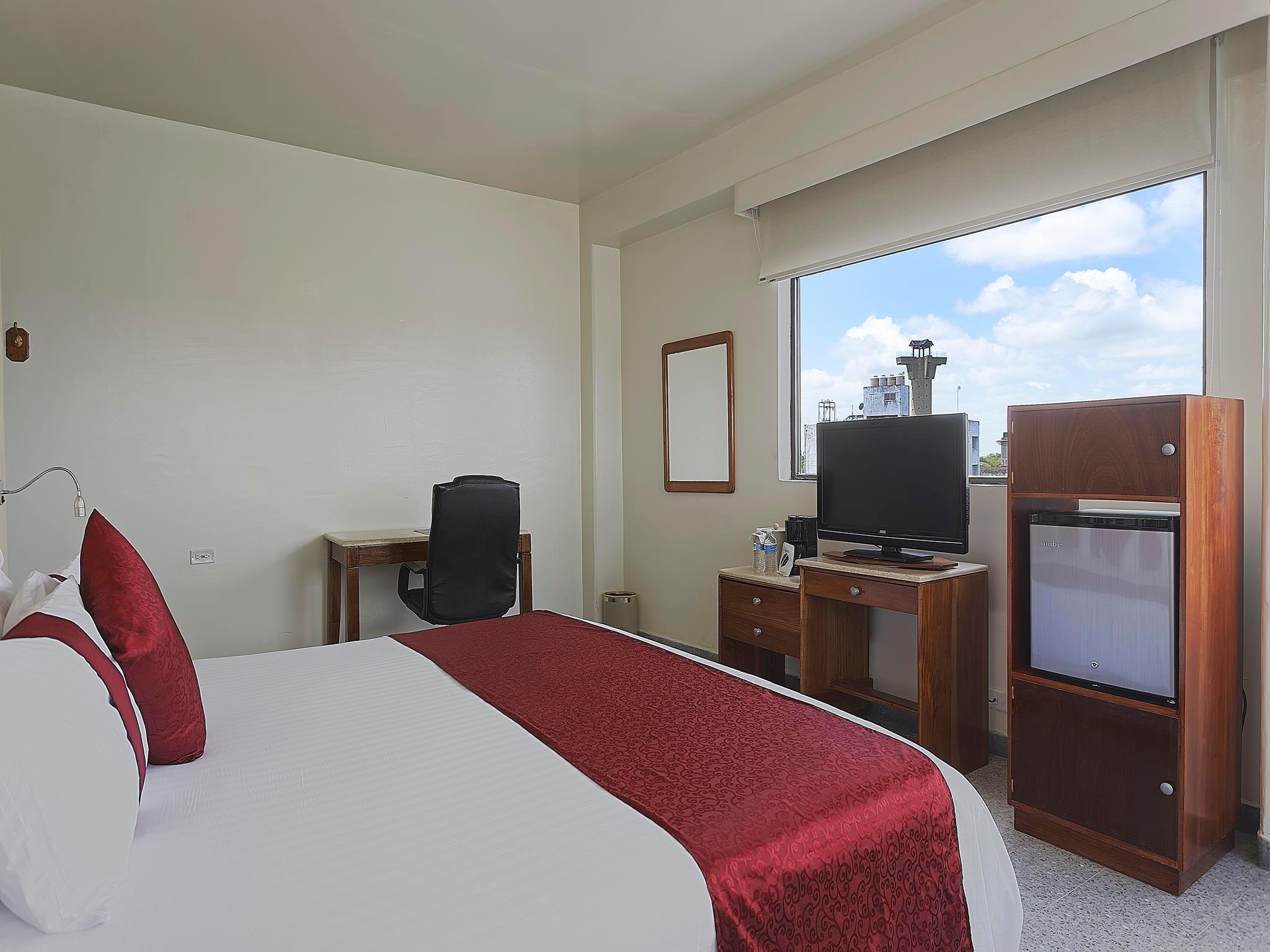 Olmeca Plaza Urban Express Hotel Villahermosa Buitenkant foto
