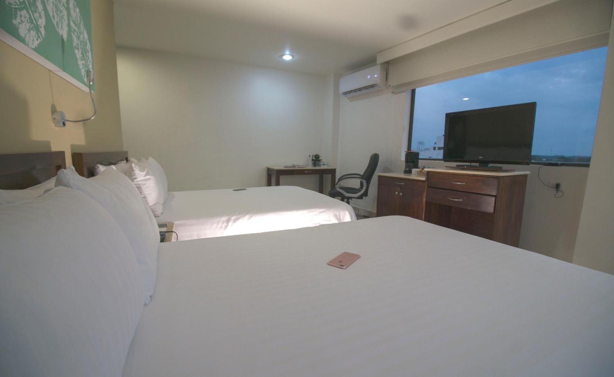 Olmeca Plaza Urban Express Hotel Villahermosa Buitenkant foto